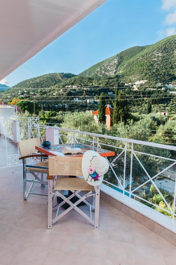 Dionysos Studios Apartments Nidri Lefkas Εξωτερικό φωτογραφία